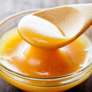 Manuka honey. Superfood.