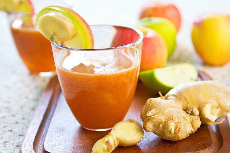 Toxin-Eliminating Apple Ginger Juice