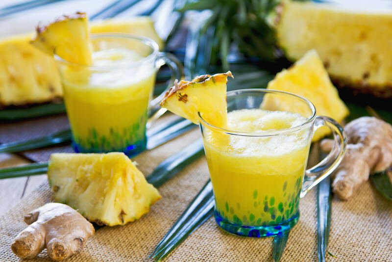 antiinflammatory-pineapple-ginger-smoothie