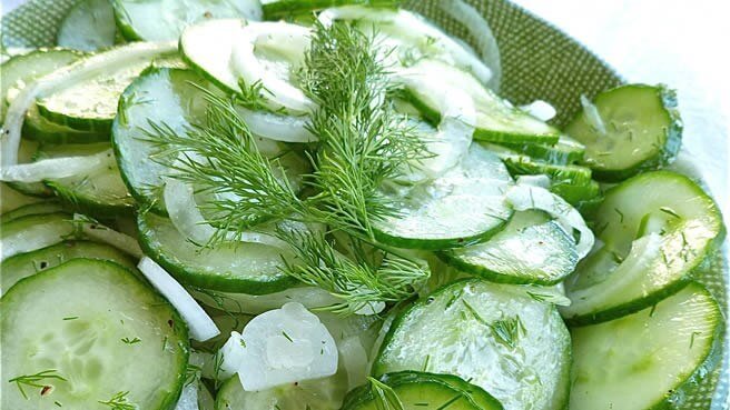 Healing Cucumber & Garlic Salad